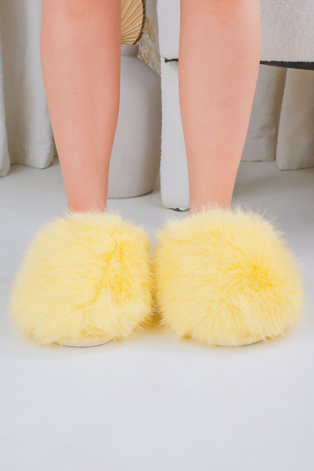 Womens Luxuriously Soft Plush Large Faux Fur Fluffy Slippers Lemon