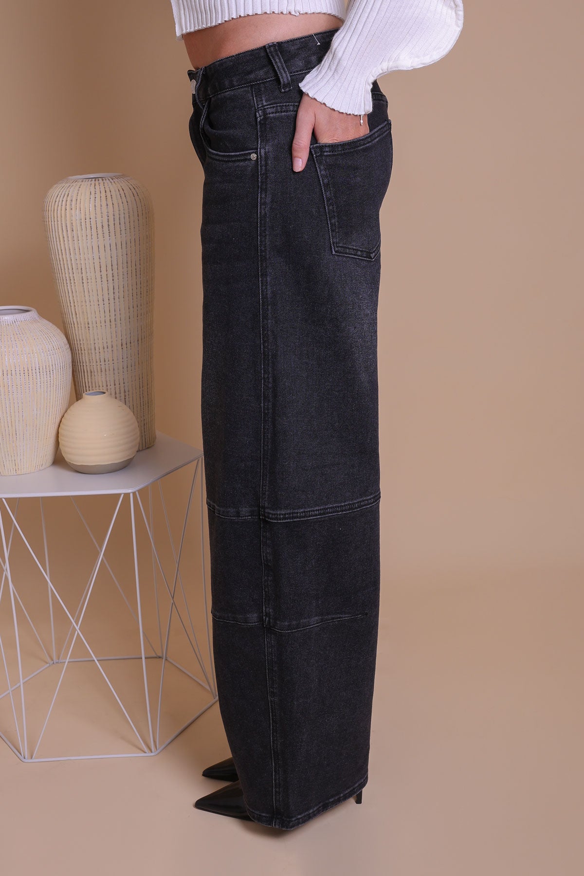 Women Black Wash Panel Detail Barrel-Leg Jeans Miss Moda Luxe