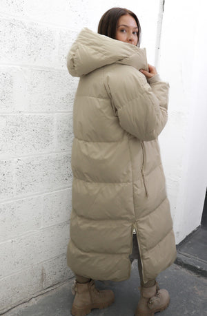 
            
                Load image into Gallery viewer, Beige Maxi Length Padded Puffer Double Zip Coat
            
        