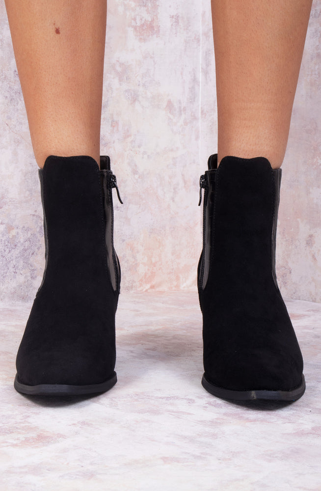 
            
                Load image into Gallery viewer, Black Faux Suede Patent Pu Heeled Ankle Boot
            
        