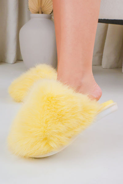 Womens Luxuriously Soft Plush Large Faux Fur Fluffy Slippers  display picture 3