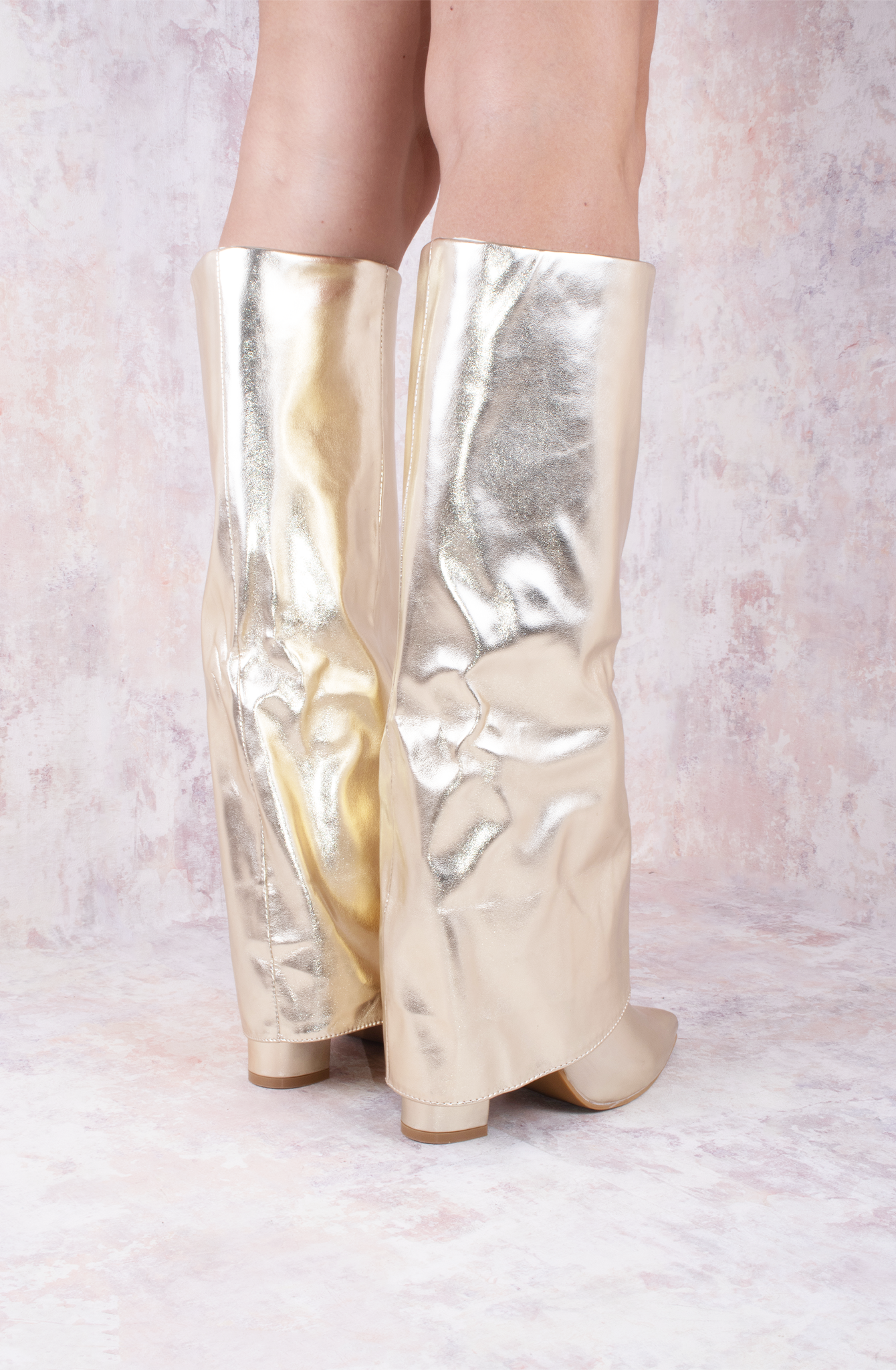 Load image into Gallery viewer, Gold Fold Over Shark Classic Knee High Boot
