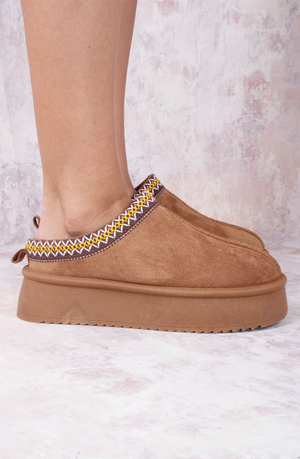 
            
                Load image into Gallery viewer, Camel Tazmin Aztec Detail Faux Fur Lining Platform Faux Suede Slipper
            
        