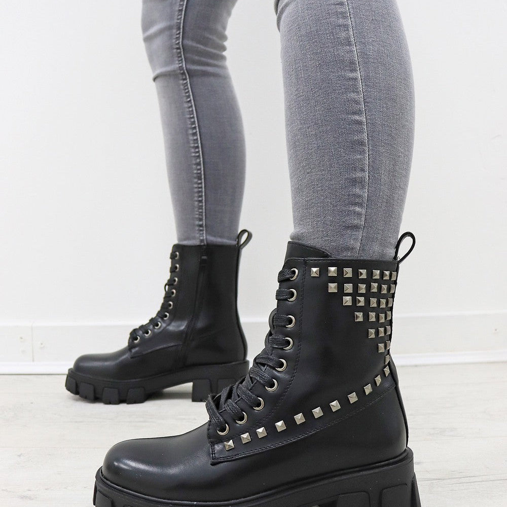 
                      
                        CHUNKY SOLE BLACK STUDDED LACE UP ANKLE BOOT
                      
                    