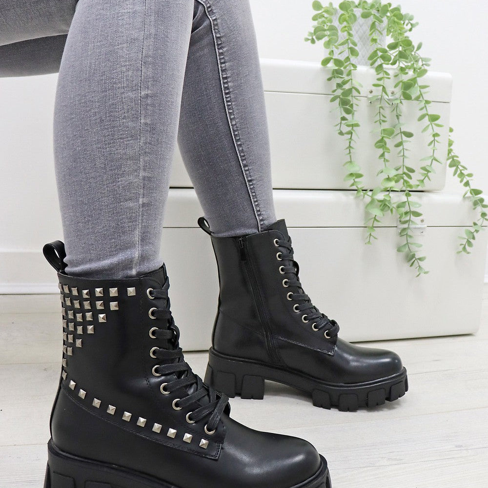 
                      
                        CHUNKY SOLE BLACK STUDDED LACE UP ANKLE BOOT
                      
                    