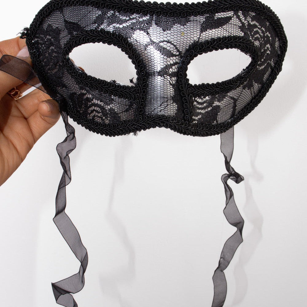 
                      
                        Maskerade Silver/Black Lace Costume Face Mask
                      
                    