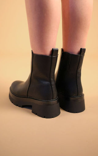 Chunky Platform Chelsea Pu Leather Ankle Boot Black