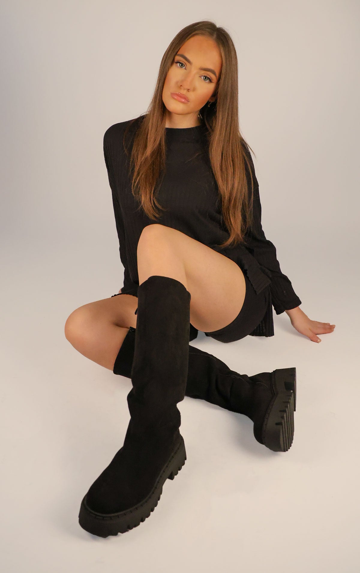 Women's Black Faux Suede Chunky Round Toe Knee High Fold Over