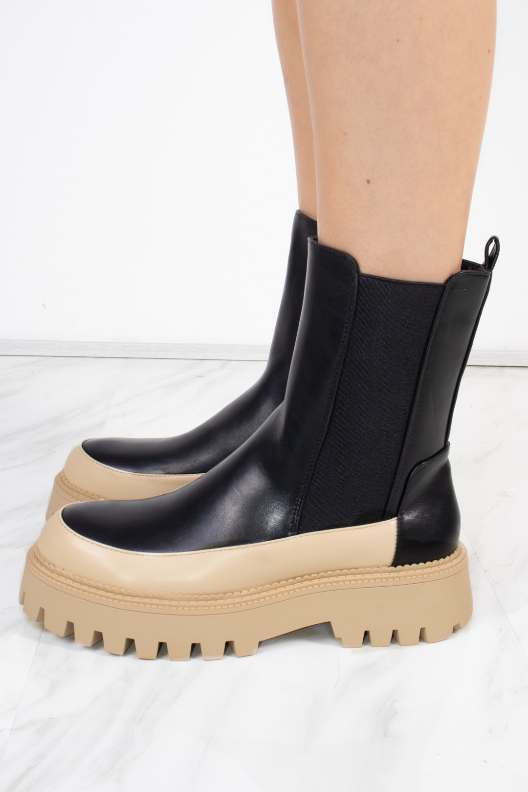 Chunky Sole Black And Beige Contrast Ankle Chelsea Boots