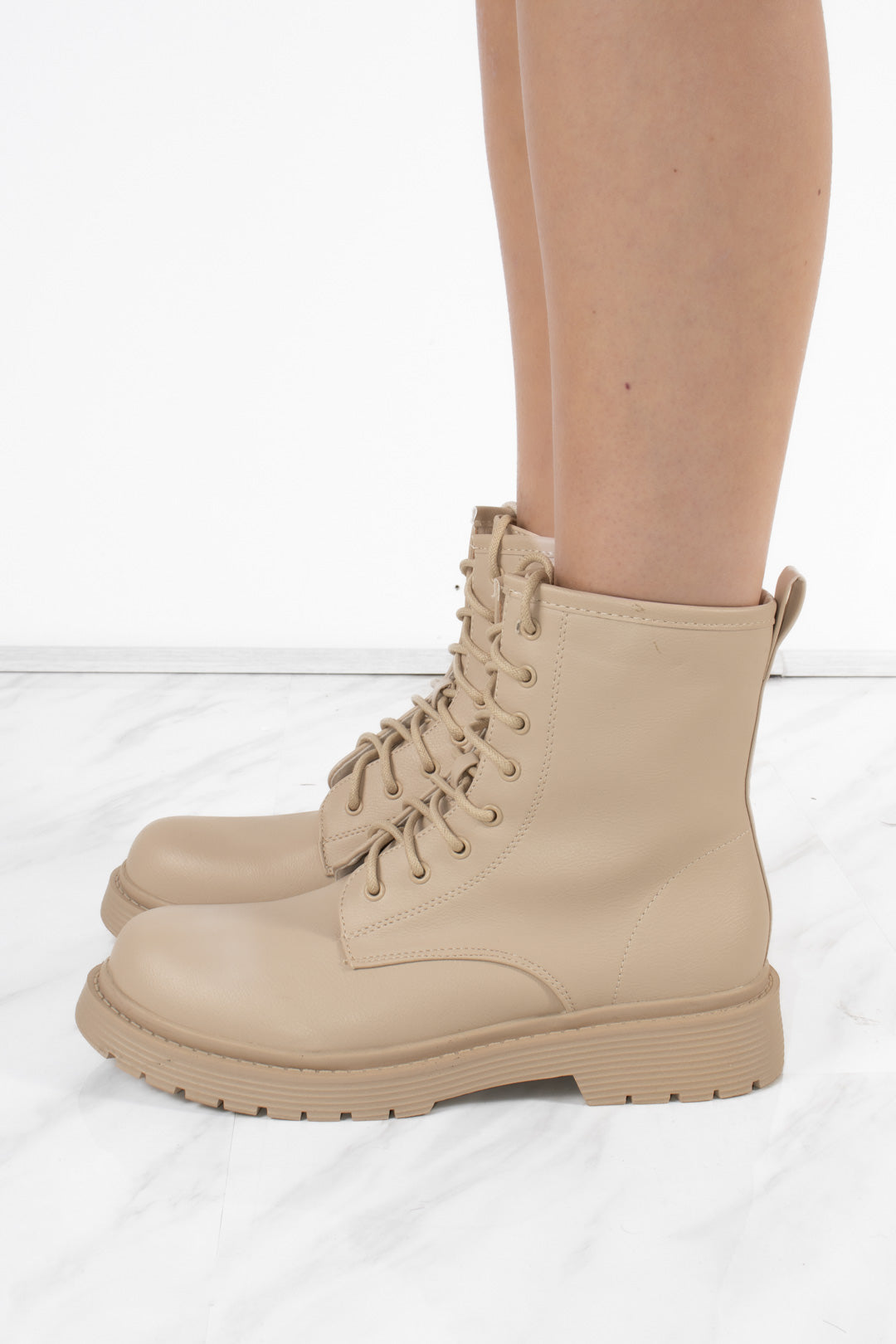 Load image into Gallery viewer, Beige Lace Up Short Chelsea Platform Ankle Boots
